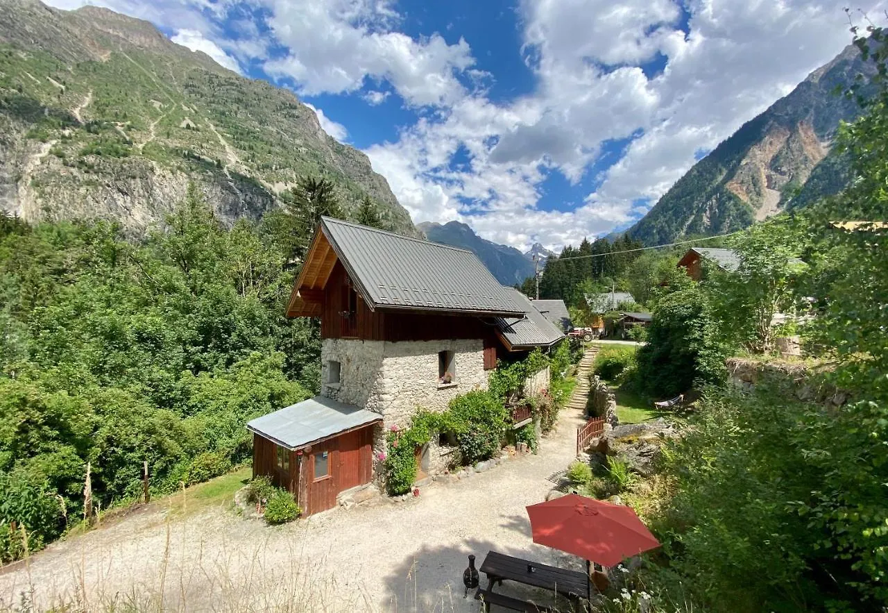 Ecrins Lodge Le Bourg-dʼOisans